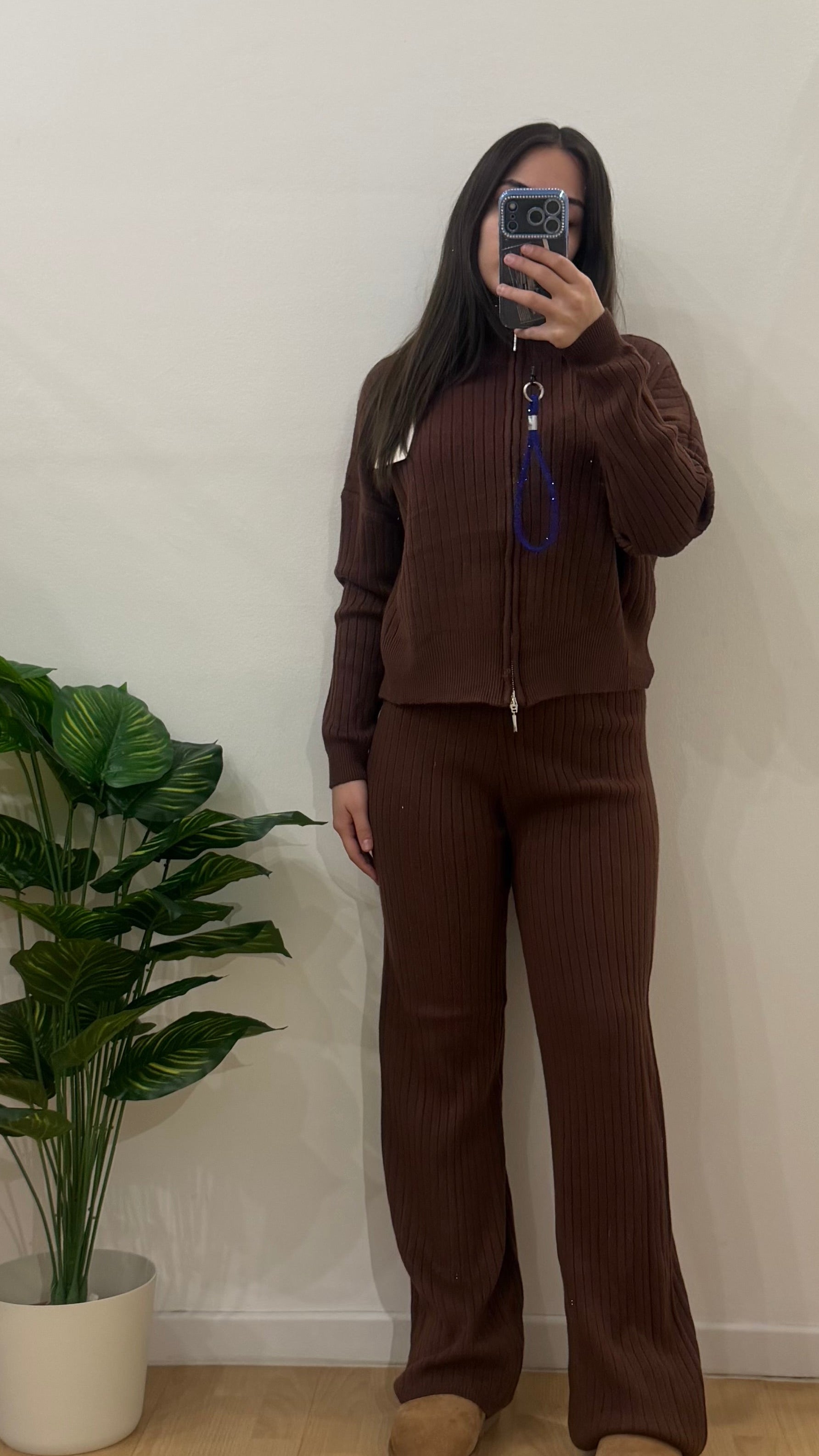 completo in lana morbido